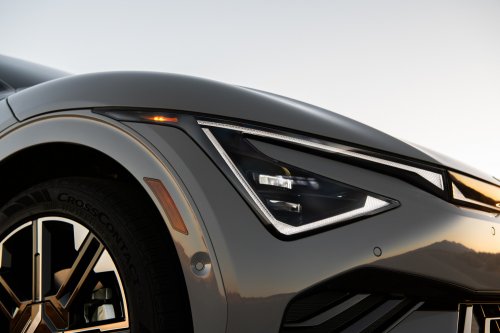 EV6 Sales Tumbled Nearly 38%, Kia’s 2026 Pricing Tells The Rest