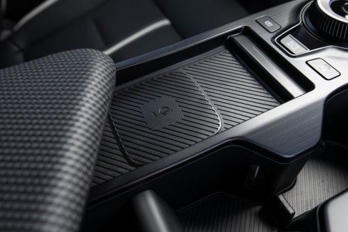 EV6 Sales Tumbled Nearly 38%, Kia’s 2026 Pricing Tells The Rest