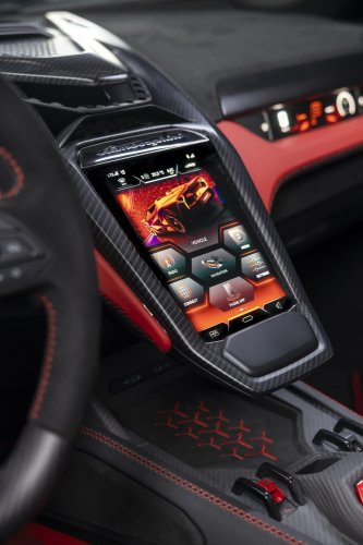 Lamborghini’s Most Powerful Open-Top Ever Will Only Reach 15 Buyers