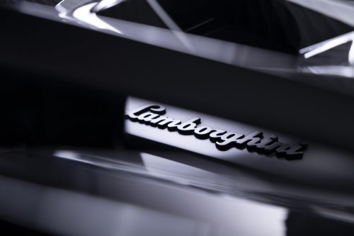 Lamborghini’s Most Powerful Open-Top Ever Will Only Reach 15 Buyers