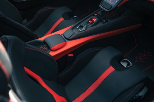 Lamborghini’s Most Powerful Open-Top Ever Will Only Reach 15 Buyers