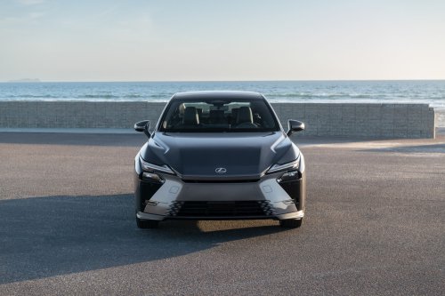 Lexus Engineers Couldn’t Stop Fighting Over The New ES, And It Wasn’t Power Or Screens