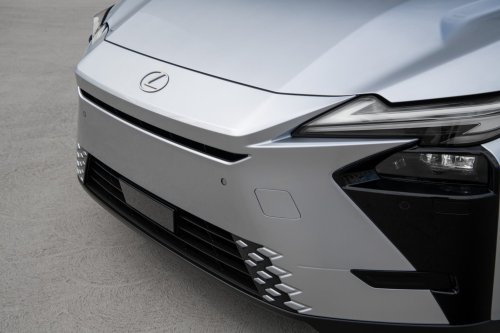 Lexus Engineers Couldn’t Stop Fighting Over The New ES, And It Wasn’t Power Or Screens