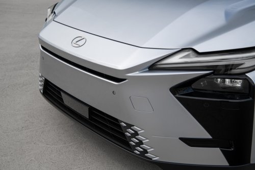 Lexus Engineers Couldn’t Stop Fighting Over The New ES, And It Wasn’t Power Or Screens