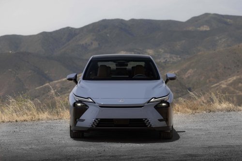 Lexus Engineers Couldn’t Stop Fighting Over The New ES, And It Wasn’t Power Or Screens