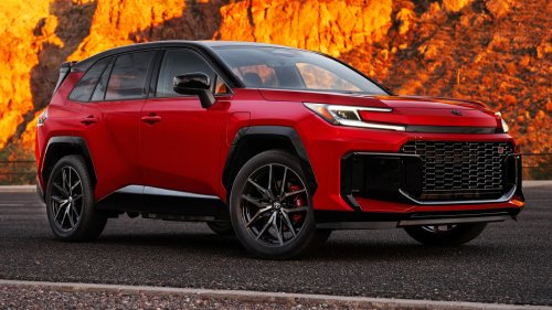 Canada’s Electrified Vehicle Sales Surge 75% Before Chinese Cars Even Arrived