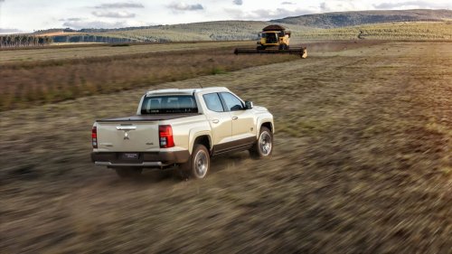 Mitsubishi Built A Fancy $73,700 Pickup For Farmers And Capped It At 300 Units