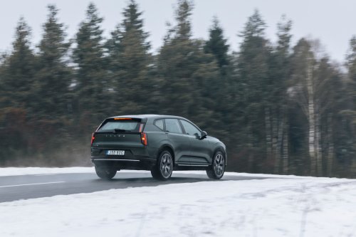 Volvo, BMW iX3, BMW, Volvo’s New EX60 Lands In America $3,100 Under BMW’s iX3