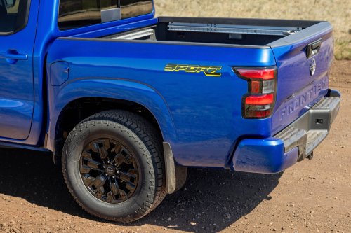 Nissan’s 2027 Frontier Sport Edition Brings A New Look For The PRO-4X Curious