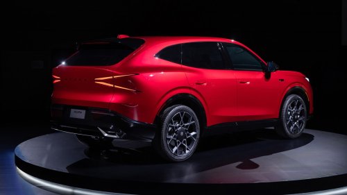 Acura Is Going All-In On Hybrids, Honda Is Keeping Gas Cars Affordable