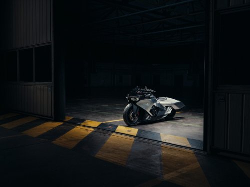 BMW’s Vision K18 Makes Honda’s Gold Wing Look Weirdly Sensible