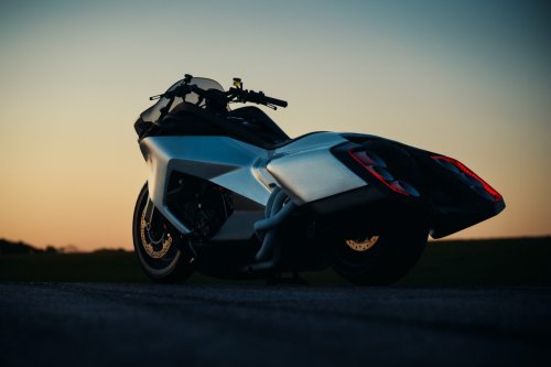 BMW’s Vision K18 Makes Honda’s Gold Wing Look Weirdly Sensible