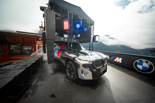 BMW, BMW Threw A DJ Booth On A Blinged Out XM