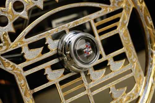 Could This Custom 1970s Cadillac Steering Wheel Help Save Boring, Modern Lookalike Interiors?