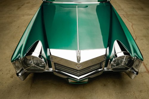 Could This Custom 1970s Cadillac Steering Wheel Help Save Boring, Modern Lookalike Interiors?