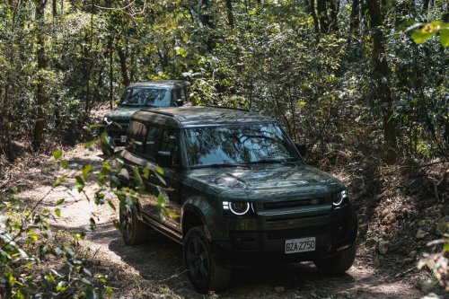 2.6 Tons Of Defender Trophy Crossed A Log Bridge We Built Ourselves