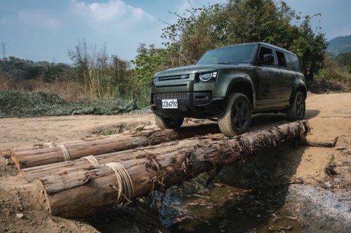 2.6 Tons Of Defender Trophy Crossed A Log Bridge We Built Ourselves