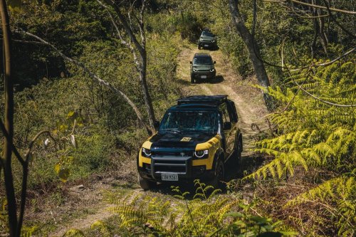 2.6 Tons Of Defender Trophy Crossed A Log Bridge We Built Ourselves