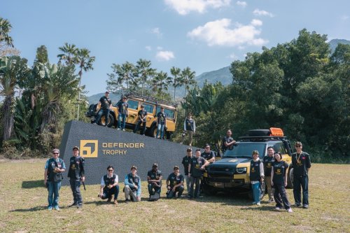 2.6 Tons Of Defender Trophy Crossed A Log Bridge We Built Ourselves