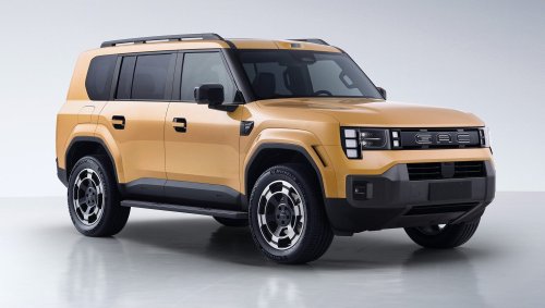 Trumpchi’s New SUV Looks Like A Land Cruiser Wearing A Defender’s Coat
