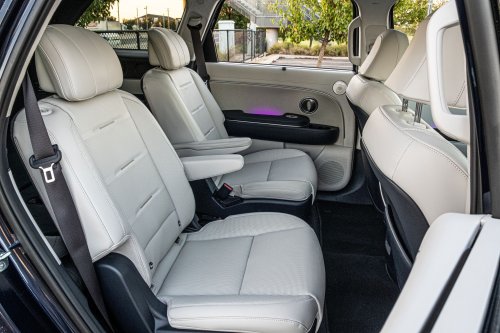 The 2026 Palisade Calligraphy Feels Like A Range Rover Autobiography For Hyundai Money | Review