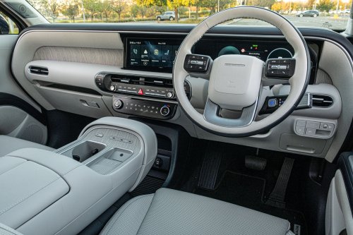 The 2026 Palisade Calligraphy Feels Like A Range Rover Autobiography For Hyundai Money | Review