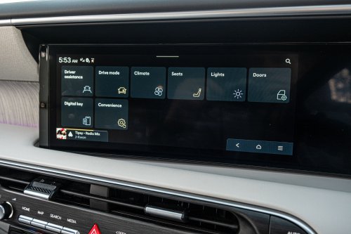 The 2026 Palisade Calligraphy Feels Like A Range Rover Autobiography For Hyundai Money | Review