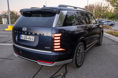 The 2026 Palisade Calligraphy Feels Like A Range Rover Autobiography For Hyundai Money | Review