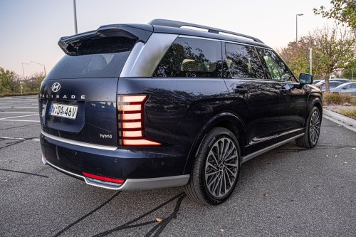 The 2026 Palisade Calligraphy Feels Like A Range Rover Autobiography For Hyundai Money | Review