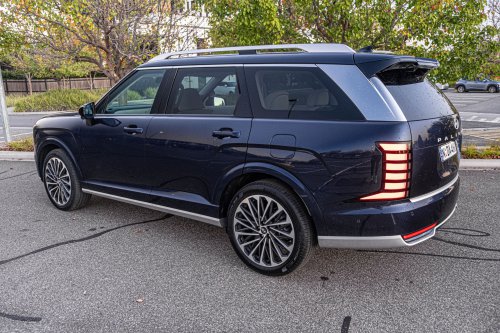 The 2026 Palisade Calligraphy Feels Like A Range Rover Autobiography For Hyundai Money | Review