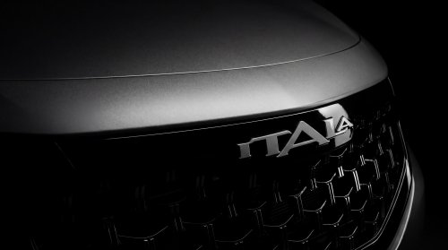 A Pre-War Italian Brand Reborn To Hawk Restyled Chinese Crossovers
