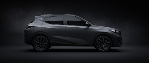 A Pre-War Italian Brand Reborn To Hawk Restyled Chinese Crossovers