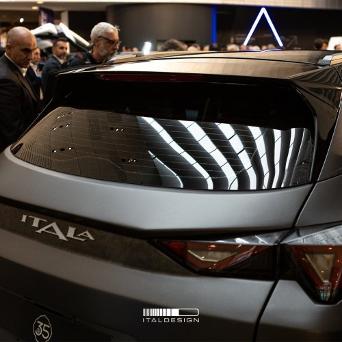 A Pre-War Italian Brand Reborn To Hawk Restyled Chinese Crossovers