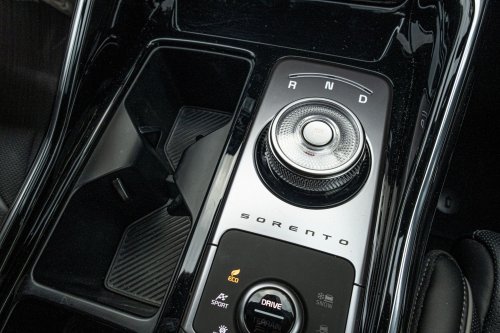 The 2026 Kia Sorento GT-Line PHEV Is Good, But The Diesel Is Better | Review