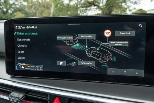 The 2026 Kia Sorento GT-Line PHEV Is Good, But The Diesel Is Better | Review