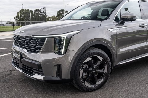 The 2026 Kia Sorento GT-Line PHEV Is Good, But The Diesel Is Better | Review