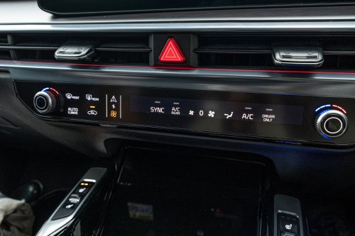 The 2026 Kia Sorento GT-Line PHEV Is Good, But The Diesel Is Better | Review