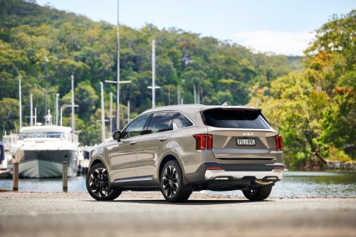 The 2026 Kia Sorento GT-Line PHEV Is Good, But The Diesel Is Better | Review