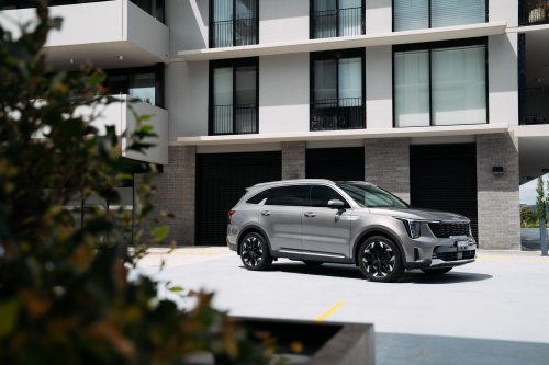The 2026 Kia Sorento GT-Line PHEV Is Good, But The Diesel Is Better | Review
