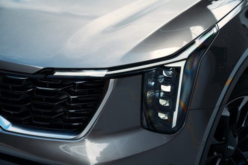 The 2026 Kia Sorento GT-Line PHEV Is Good, But The Diesel Is Better | Review