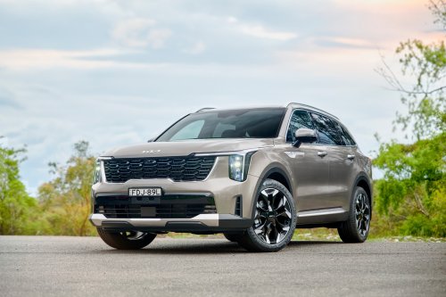 The 2026 Kia Sorento GT-Line PHEV Is Good, But The Diesel Is Better | Review