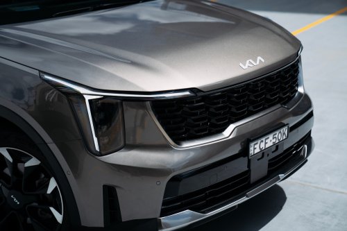 The 2026 Kia Sorento GT-Line PHEV Is Good, But The Diesel Is Better | Review