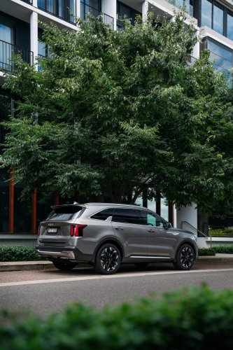 The 2026 Kia Sorento GT-Line PHEV Is Good, But The Diesel Is Better | Review