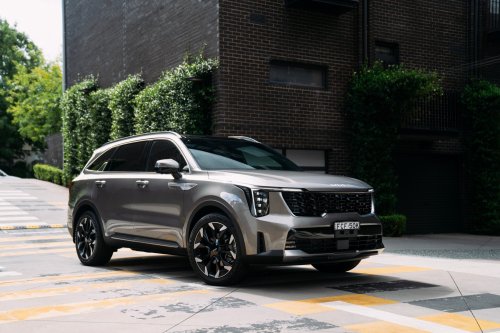 The 2026 Kia Sorento GT-Line PHEV Is Good, But The Diesel Is Better | Review