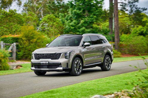 The 2026 Kia Sorento GT-Line PHEV Is Good, But The Diesel Is Better | Review