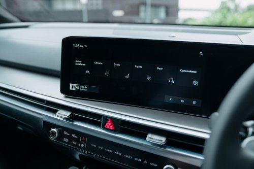 The 2026 Kia Sorento GT-Line PHEV Is Good, But The Diesel Is Better | Review