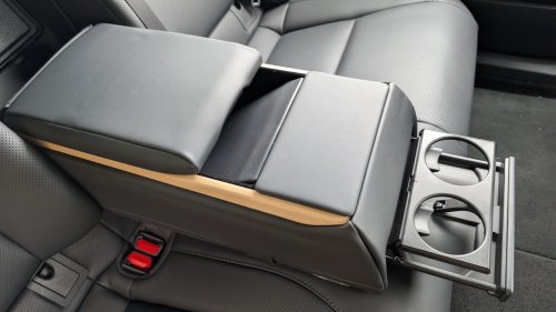 We Drove The 2026 Lexus ES Hybrid And EV, And One Version Stands Out | Review
