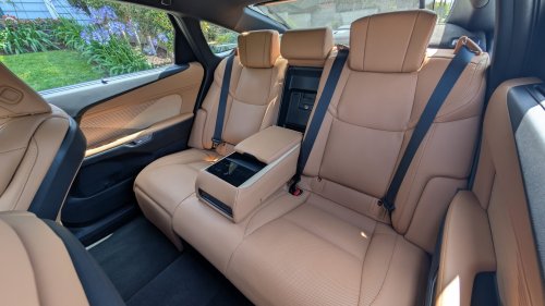 Lexus ES Chief Engineer Is ‘Not Happy’ About SUVs Taking Over