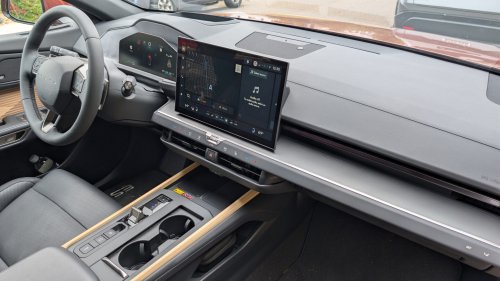 Lexus ES Chief Engineer Is ‘Not Happy’ About SUVs Taking Over