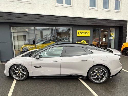 Lotus Wants $189K For Its 905-HP Taycan Rival, UK Dealers Will Take $121K